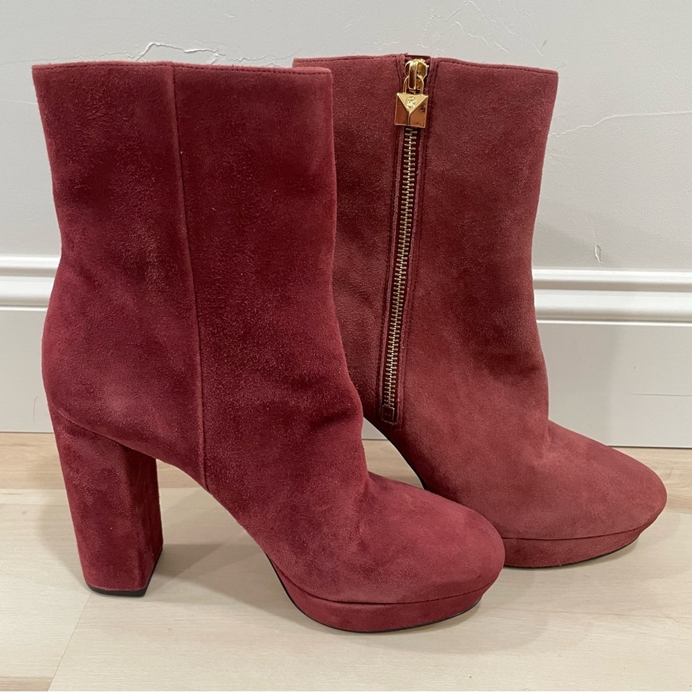 MICHAEL Michael Kors Size 9 Frenchie Platform Booties *Flaw* Burgundy Suede